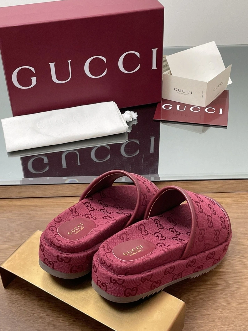 Gxccx Slippers Practical 155563