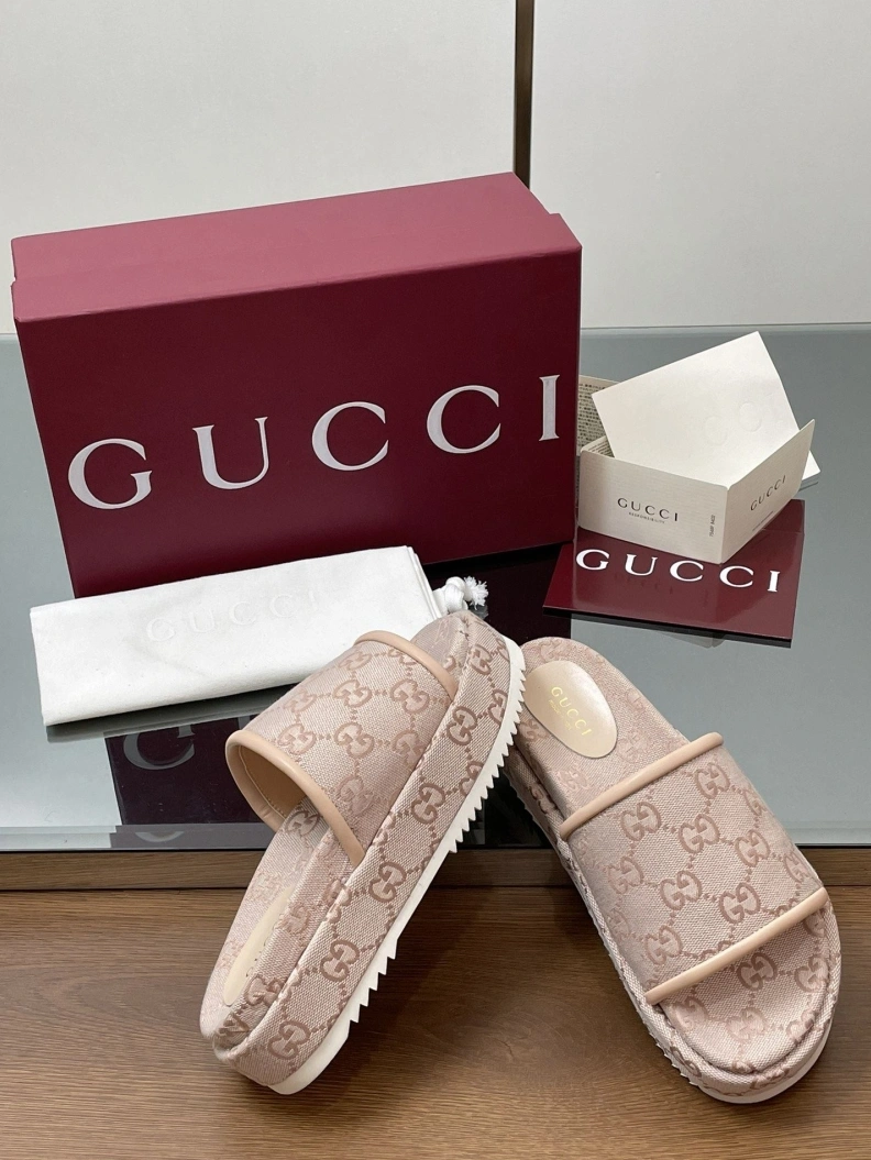 Trendsetting Gxccx Slippers 155548