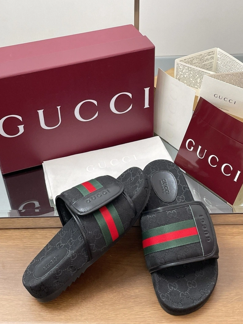 Flexible Gxccx Slippers 155555