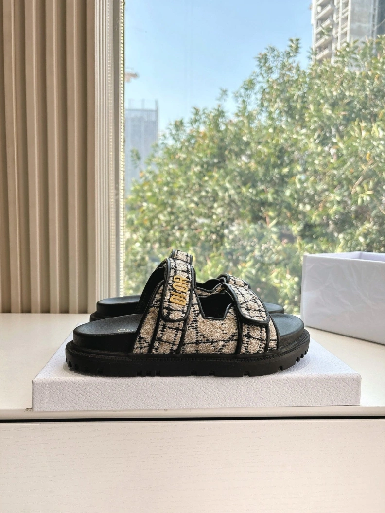 Chxnxl Sandals WellDesigned 118252