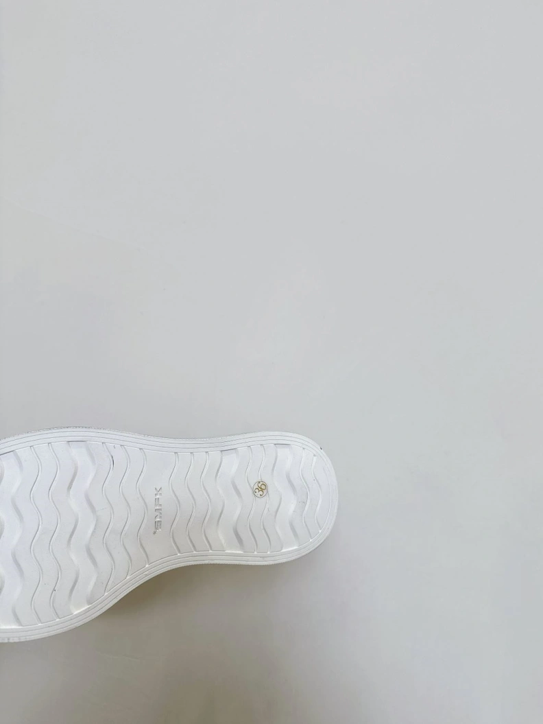 Sleek Othxr Sneakers 210070
