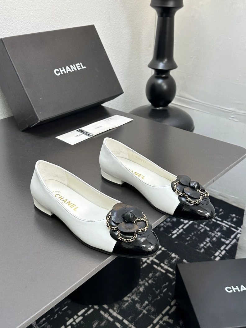 NewStyle Chxnxl Flat Shoes 118456