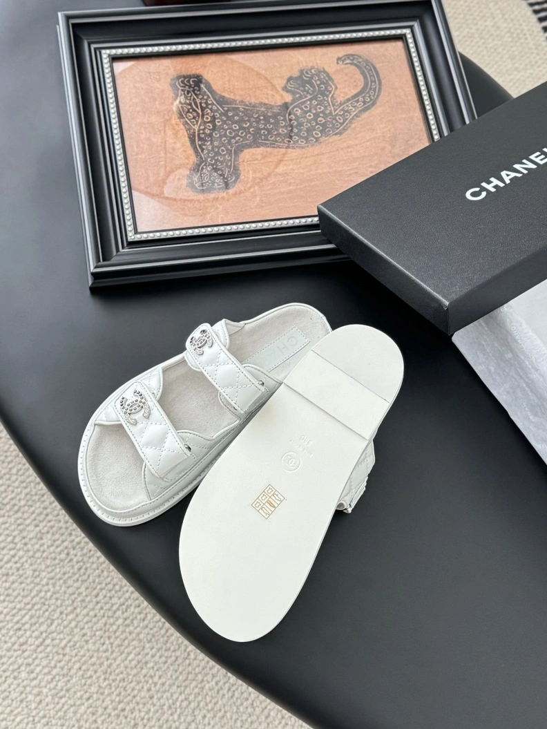 Sophisticated Chxnxl Sandals 118247