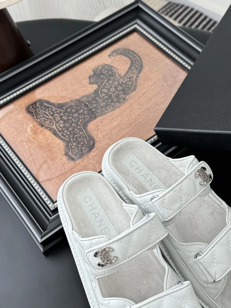 Sophisticated Chxnxl Sandals 118247