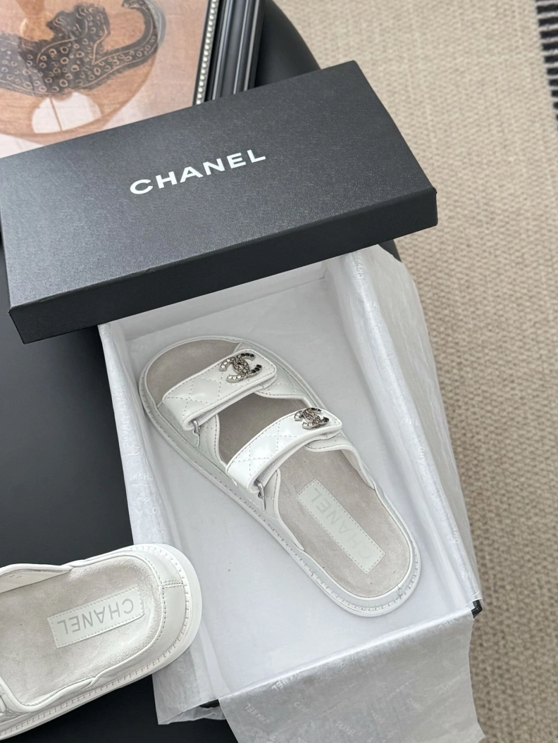 Sophisticated Chxnxl Sandals 118247