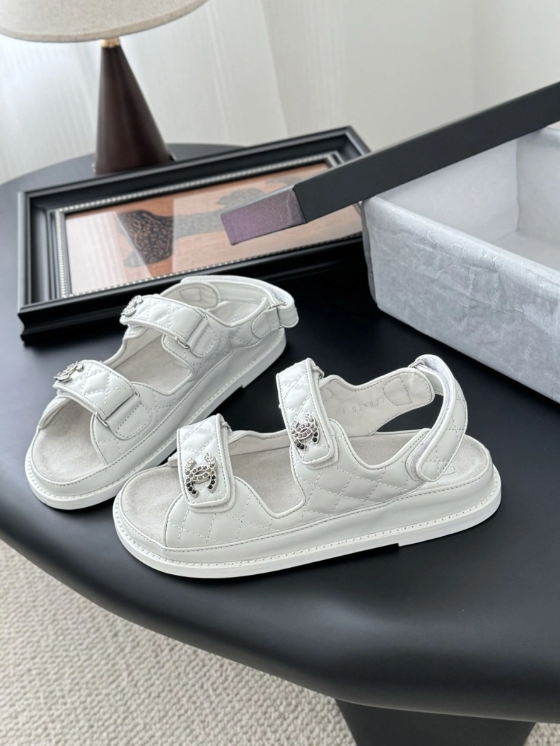 Chxnxl Sandals WellDesigned 118246
