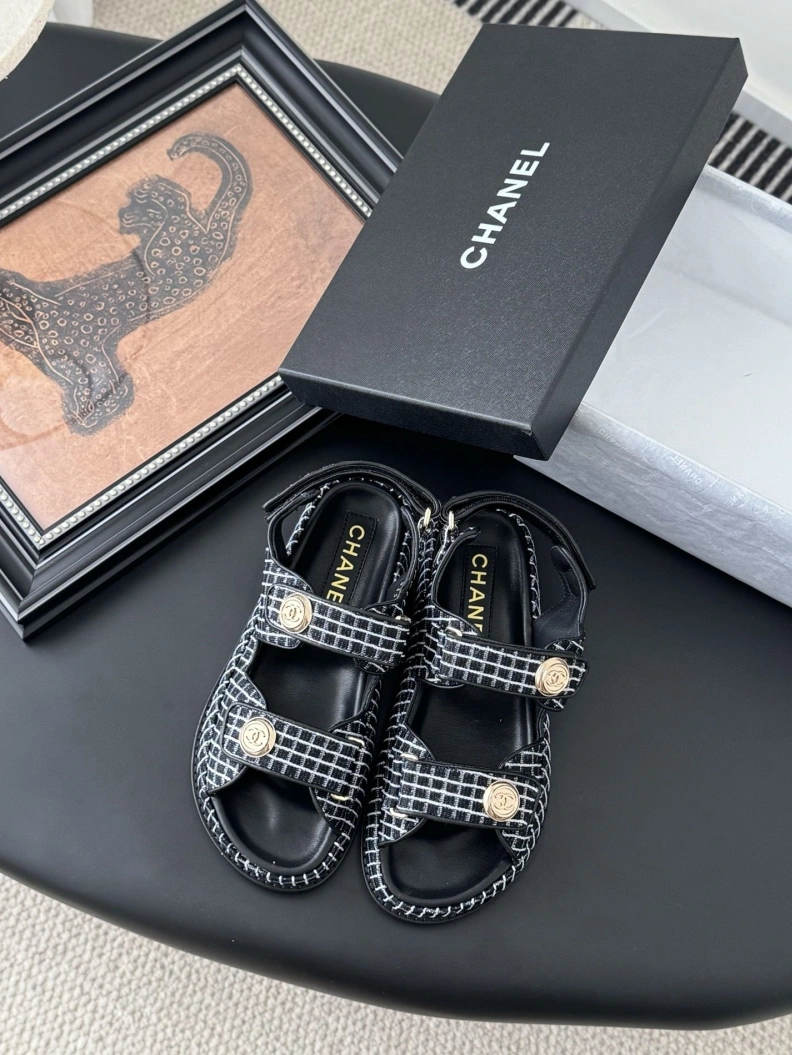 Chxnxl Sandals Bright 118221