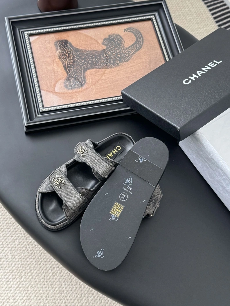 Chxnxl Sandals Resilient 118225