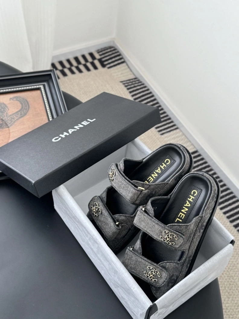 Chxnxl Sandals Resilient 118225
