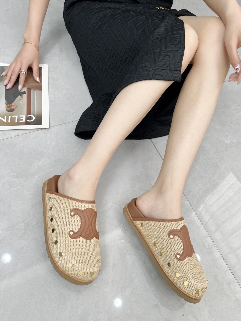 Classic Cxlxne Slippers 115880