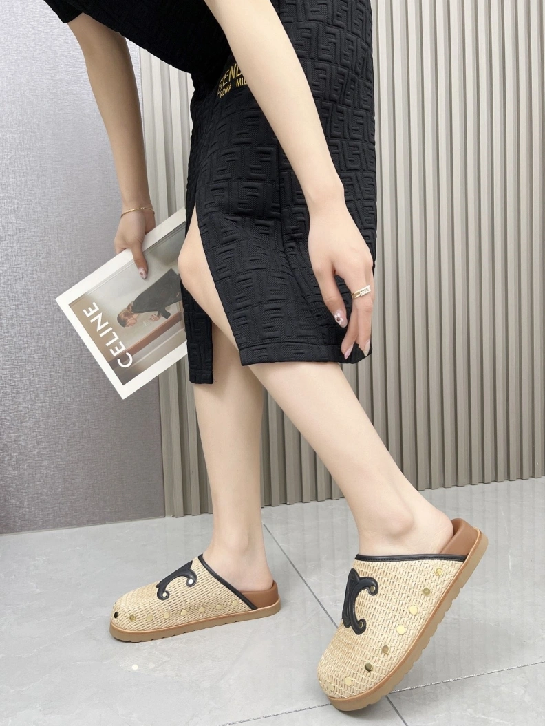 DailyWear Cxlxne Slippers 115881