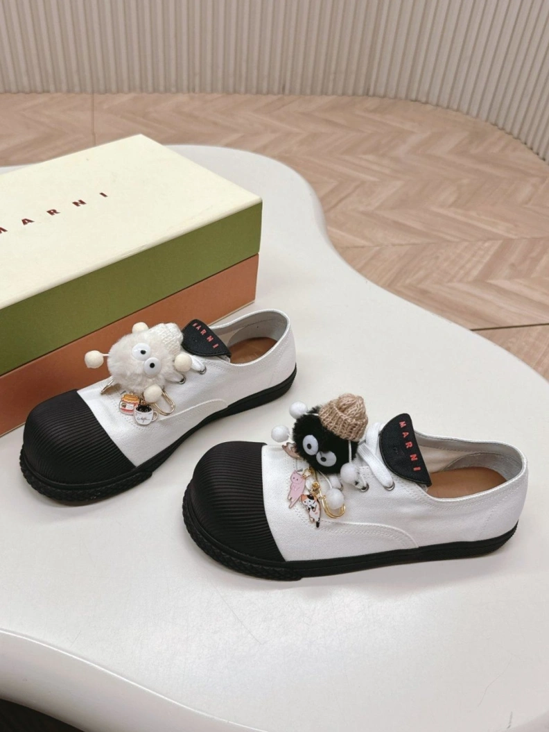 WellDesigned Othxr Sneakers 210053
