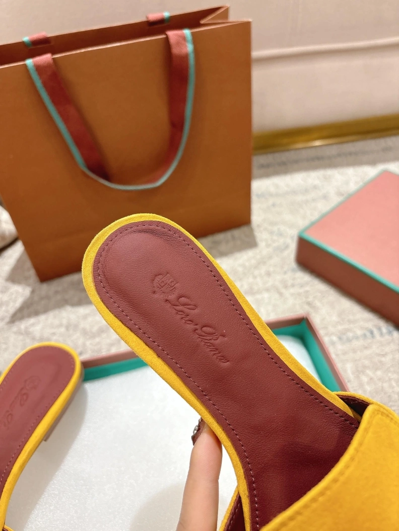Timeless Othxr Sandals 210272