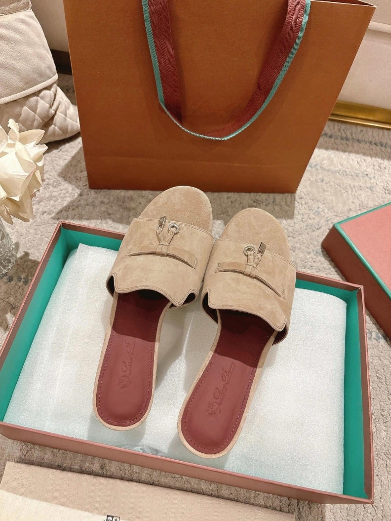 Bright Othxr Sandals 210256
