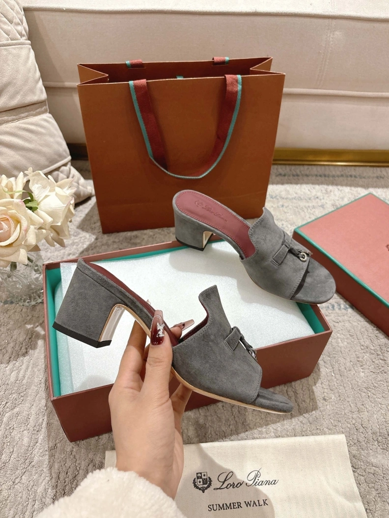 EyeCatching Othxr Sandals 210252