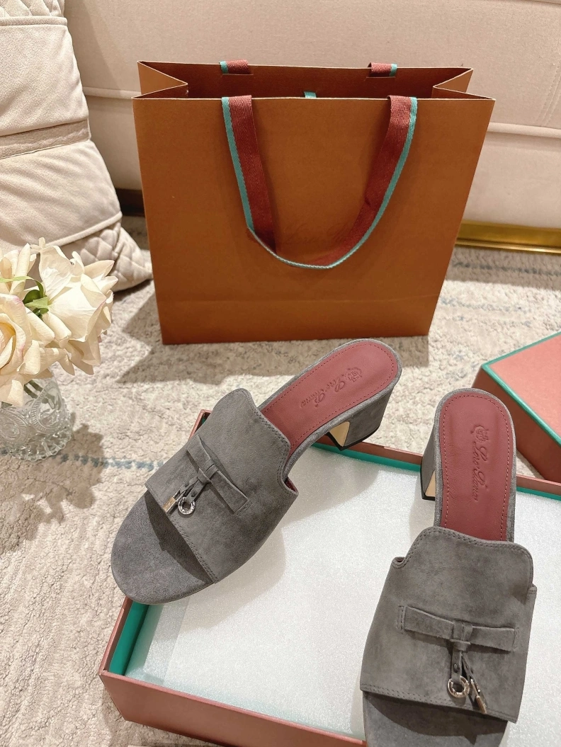 EyeCatching Othxr Sandals 210252