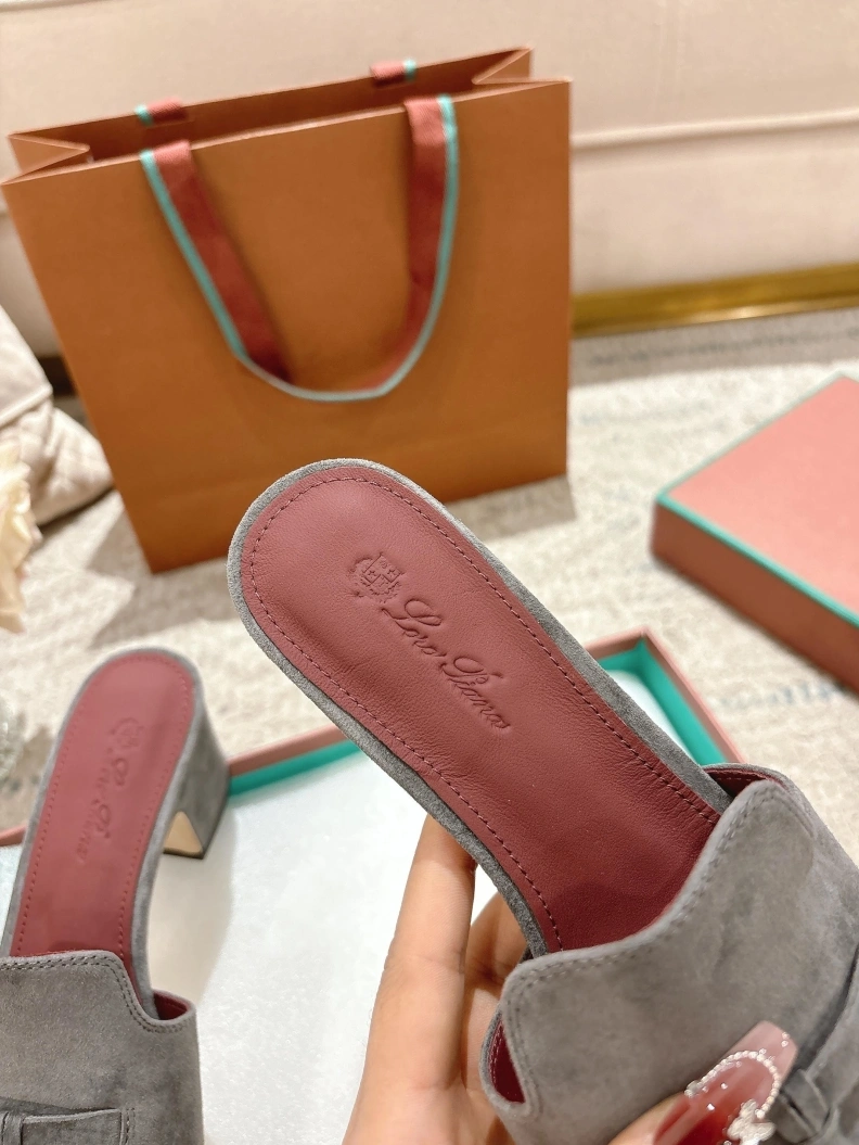 EyeCatching Othxr Sandals 210252