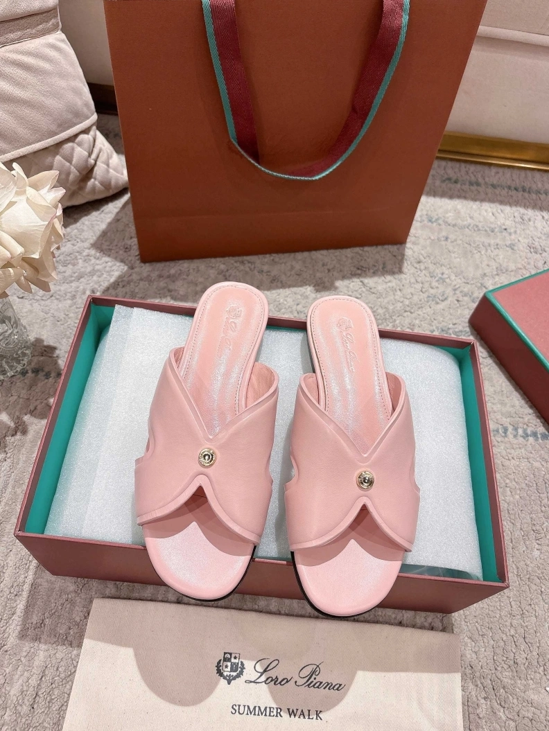 Versatile Othxr Sandals 210239
