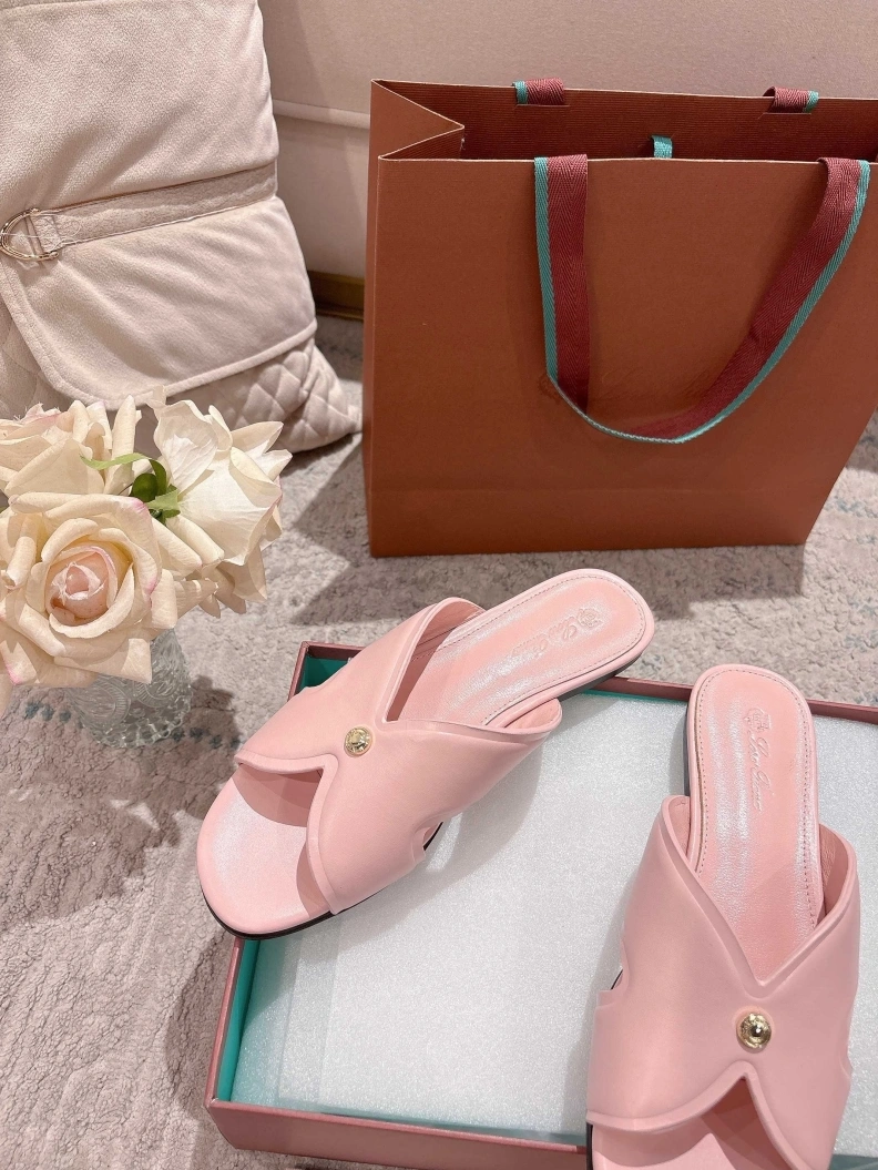Versatile Othxr Sandals 210239