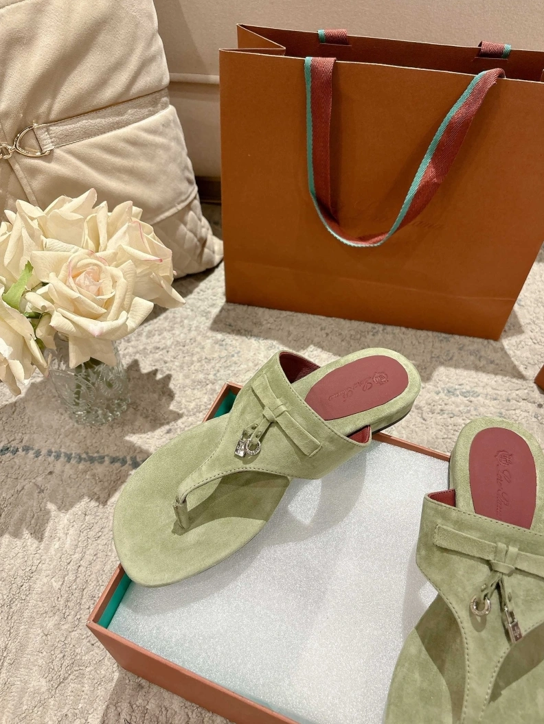 EyeCatching Othxr Sandals 210236