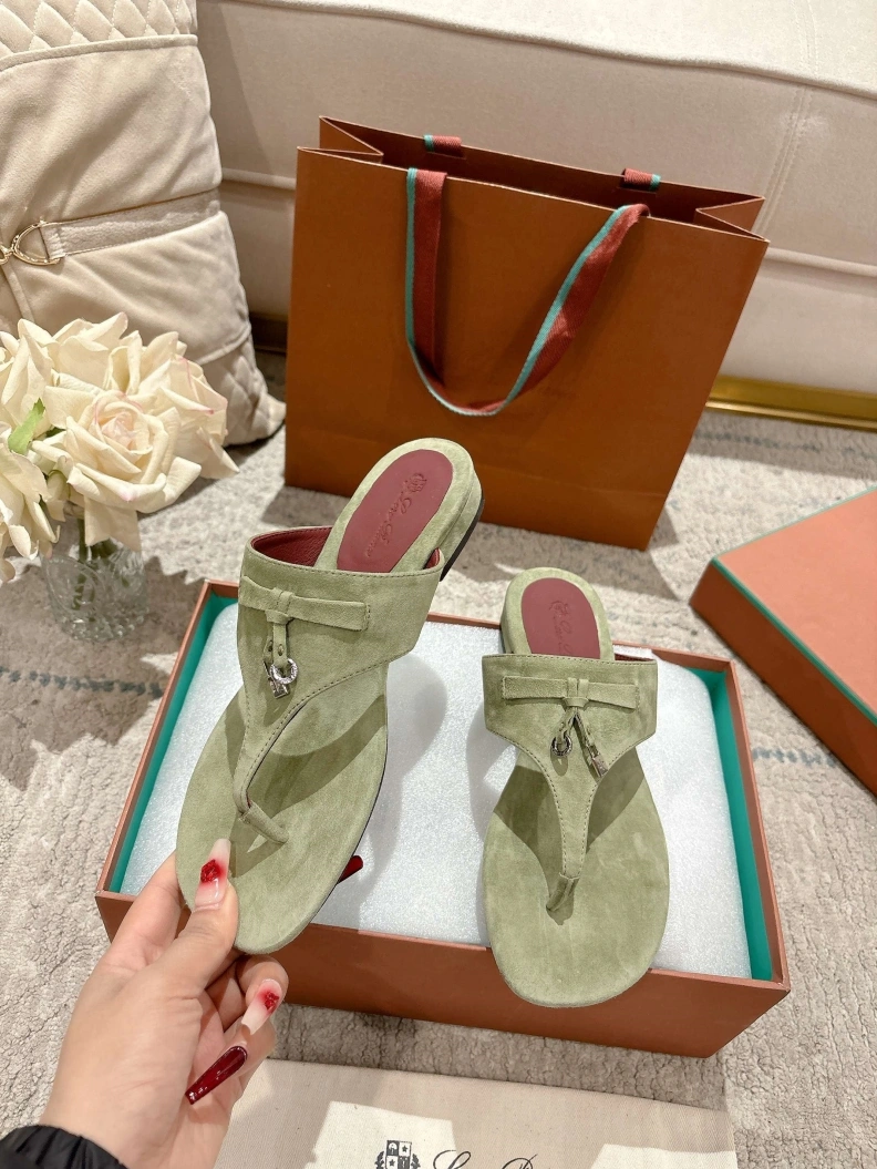 EyeCatching Othxr Sandals 210236