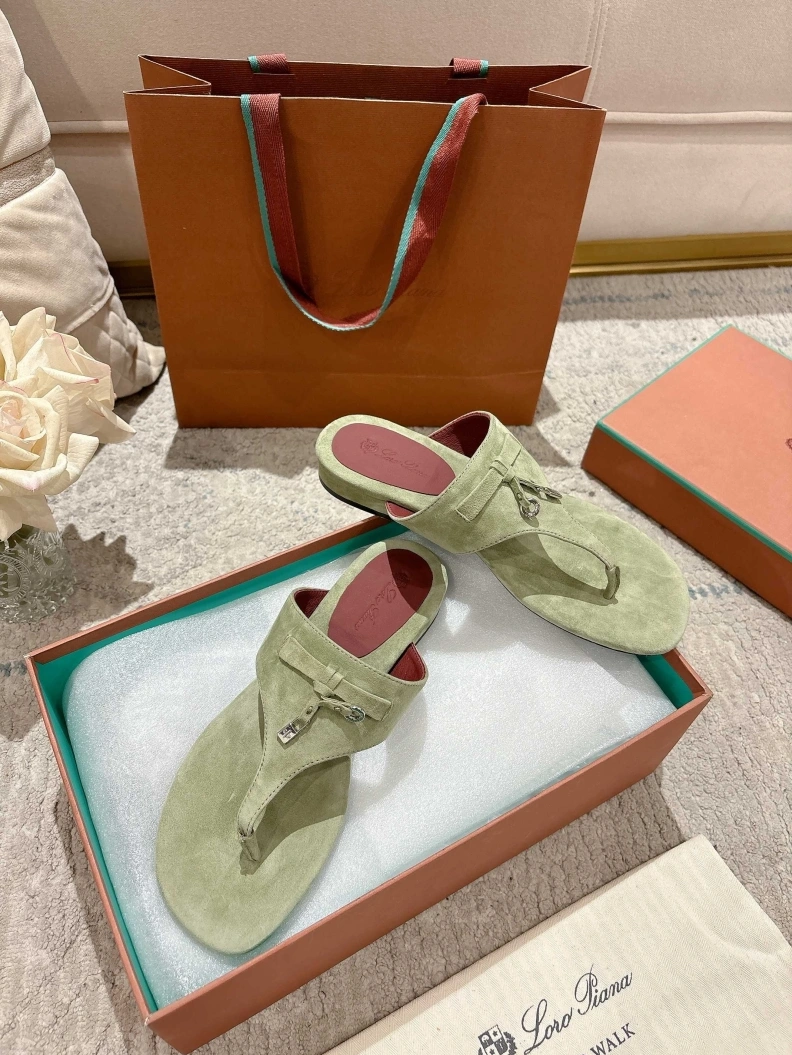 EyeCatching Othxr Sandals 210236