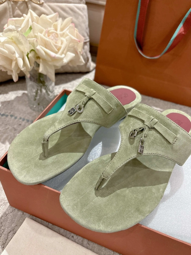 EyeCatching Othxr Sandals 210236