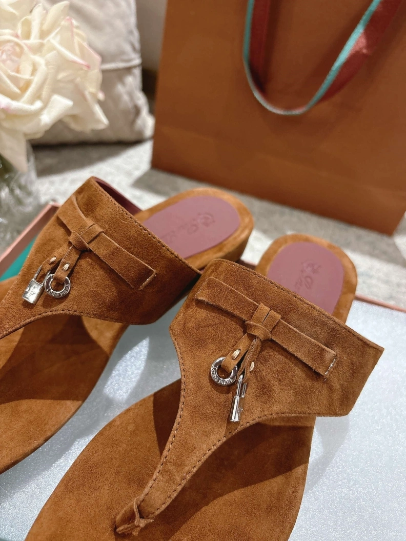 HighQuality Othxr Sandals 210233