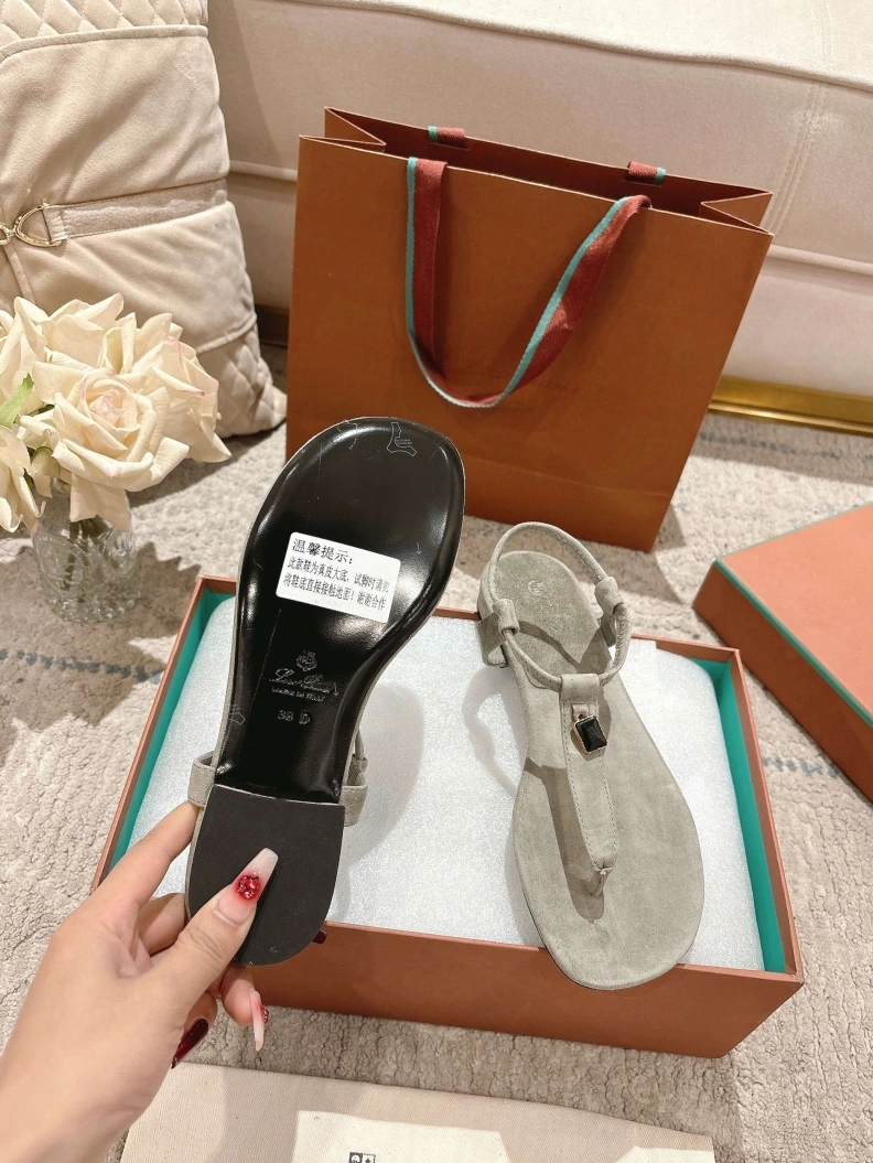 Efficient Othxr Sandals 210230