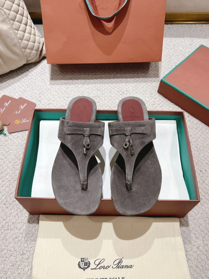 EyeCatching Othxr Sandals 210216