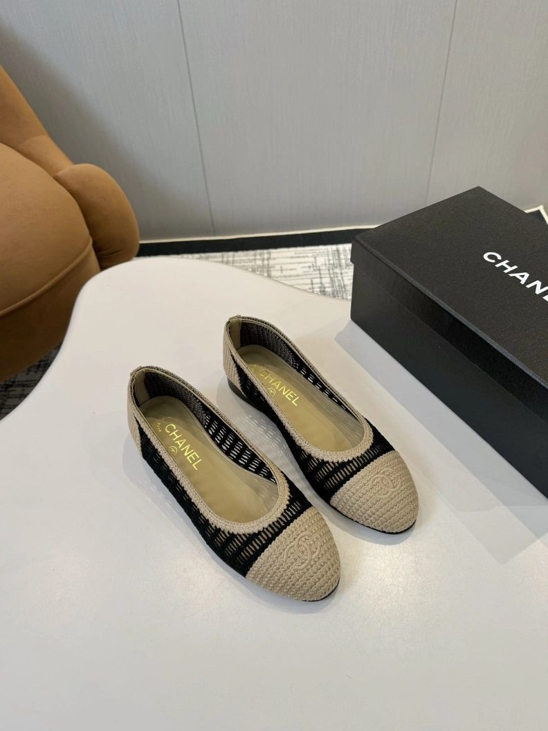 EyeCatching Chxnxl Flat Shoes 118442