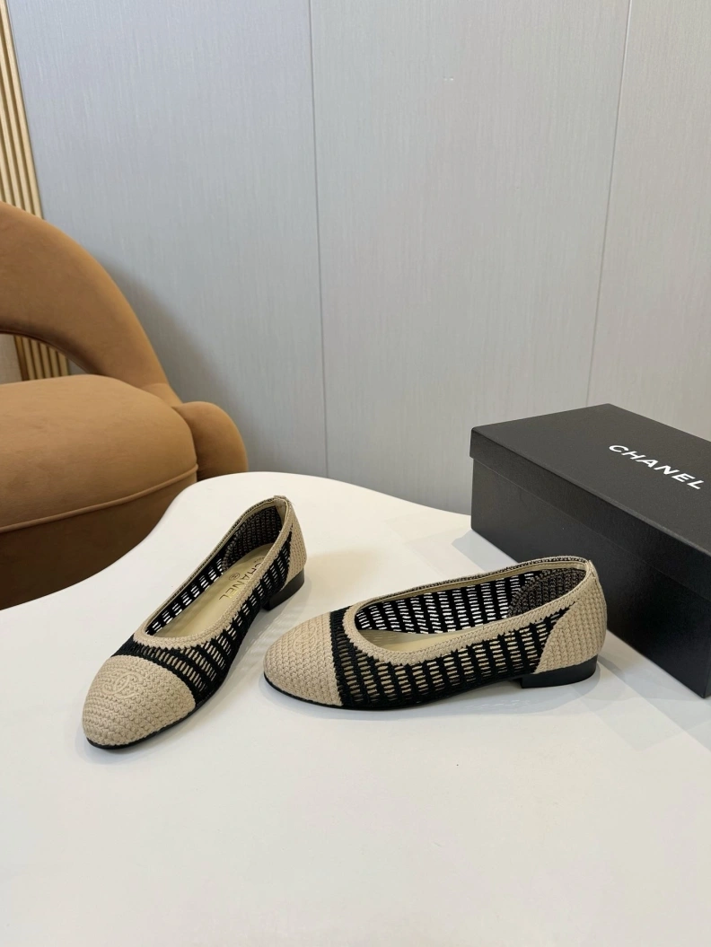 EyeCatching Chxnxl Flat Shoes 118442