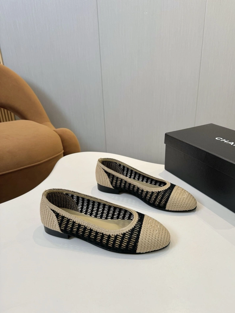 EyeCatching Chxnxl Flat Shoes 118442