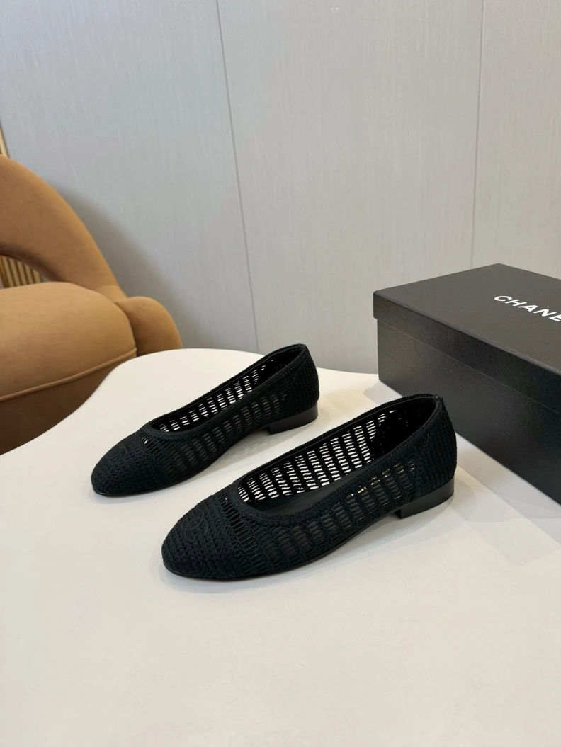 Fashionable Chxnxl Flat Shoes 118441