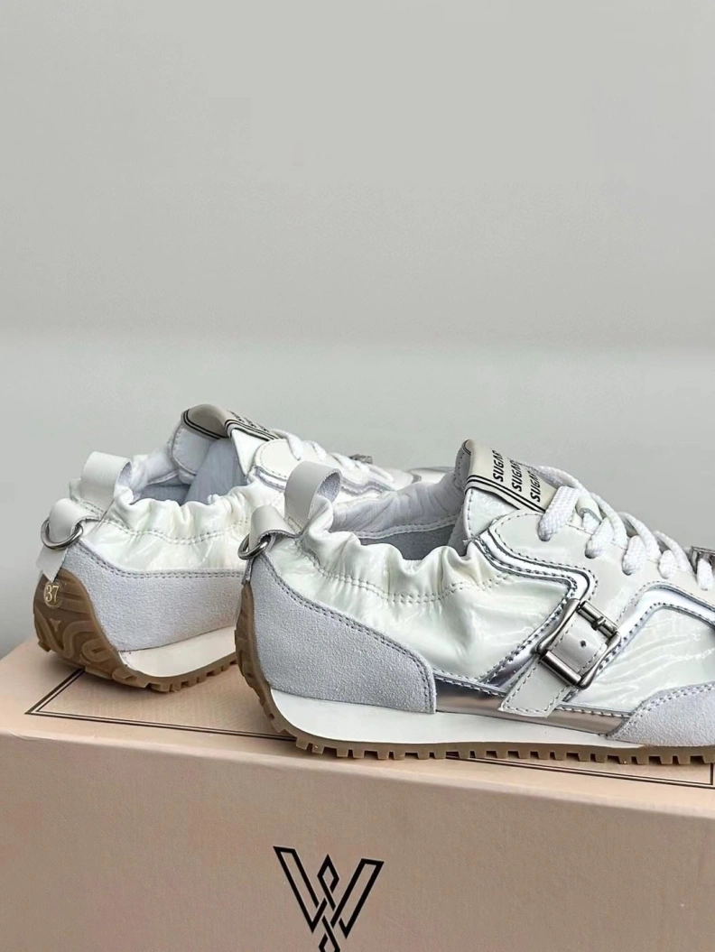 Versatile Othxr Sneakers 210045