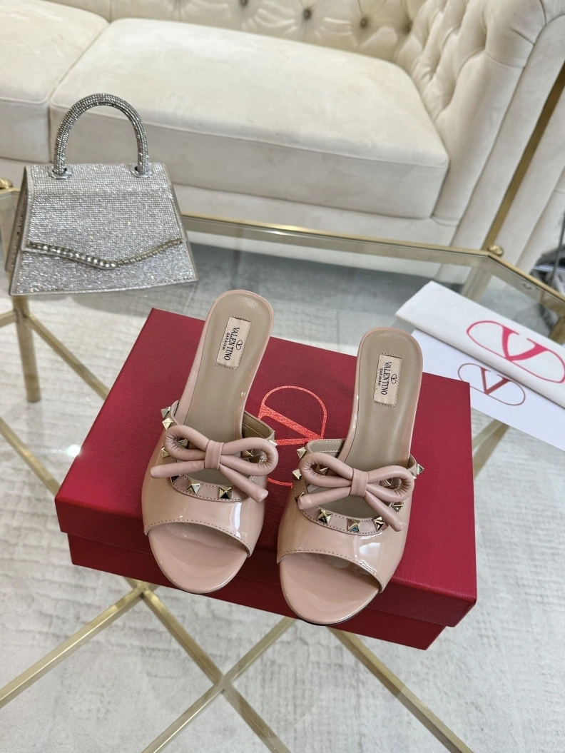 Unique Vxlxntino Sandals 228816