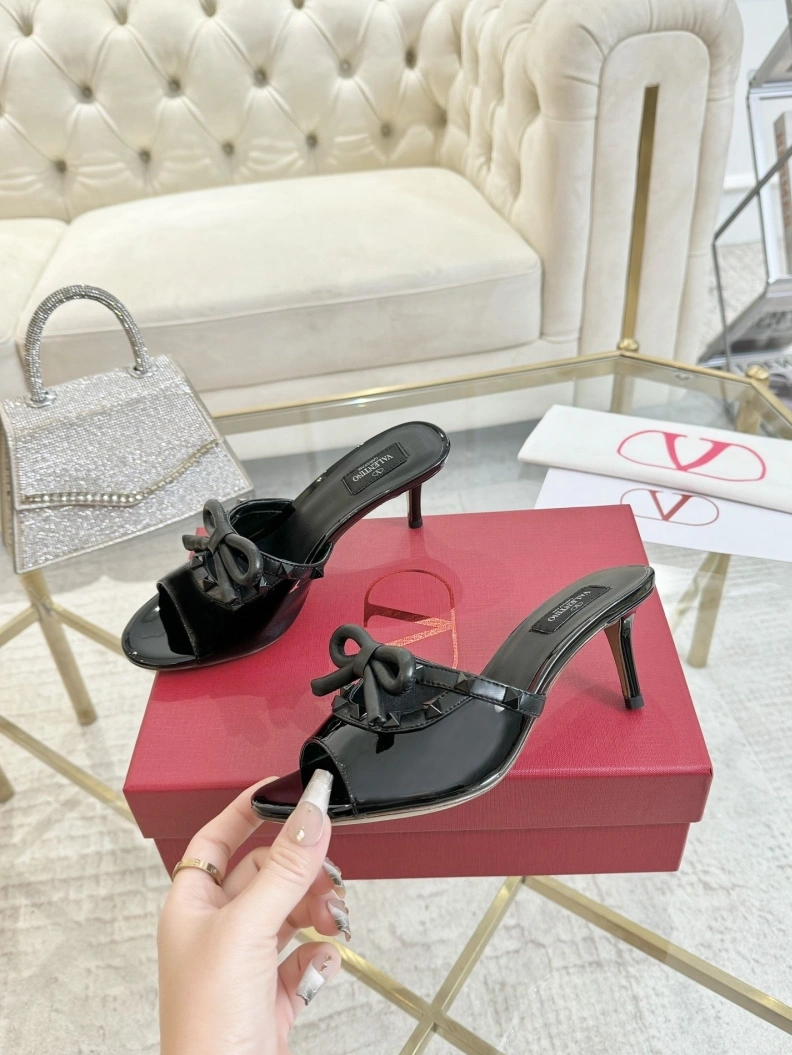Trendy Vxlxntino Sandals 228810