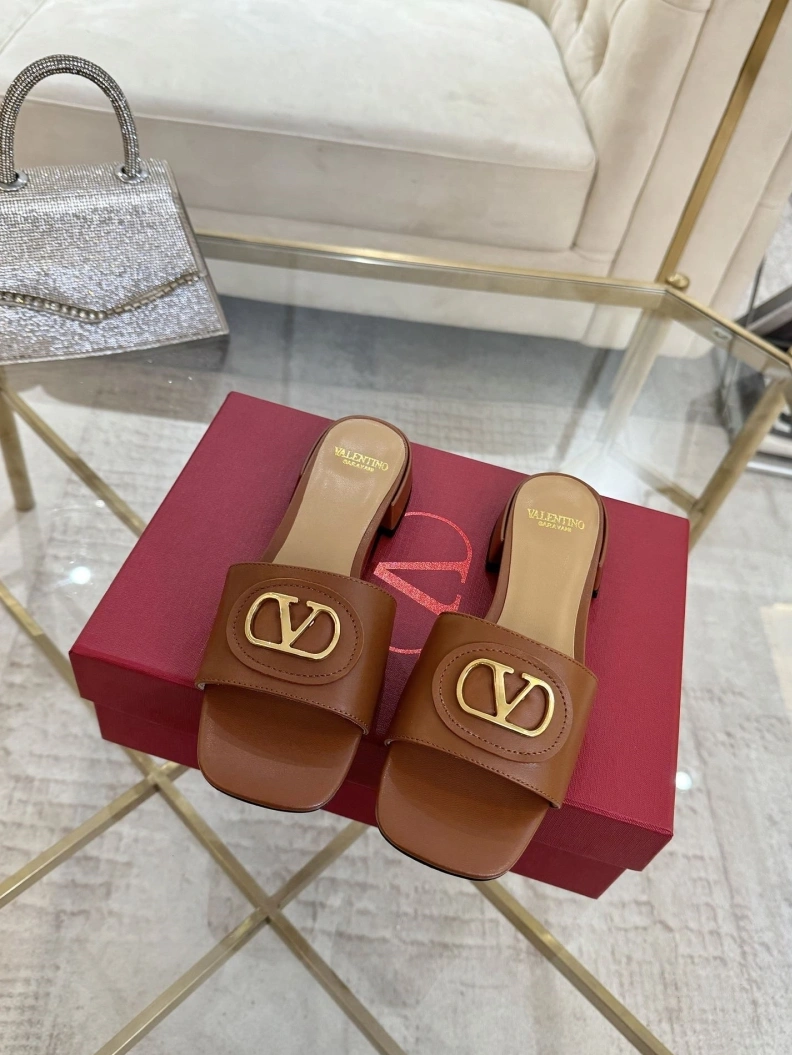 Gxvxnchy Sandals UrbanStyle 152031
