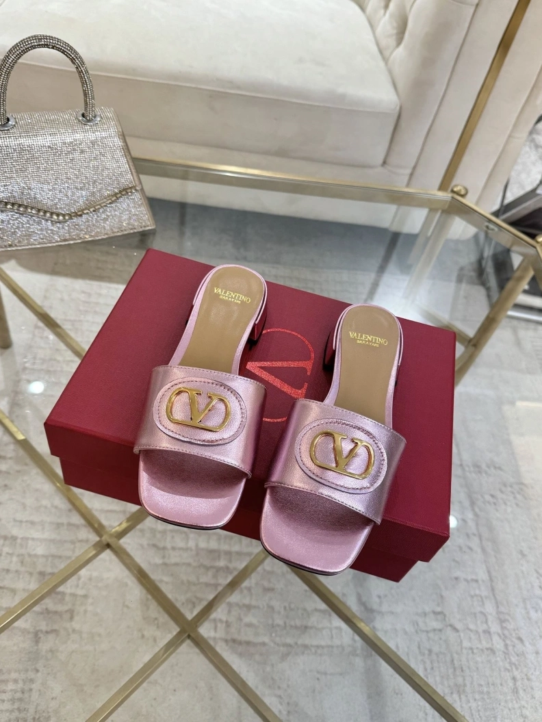 Gxvxnchy Sandals ModernLook 152008