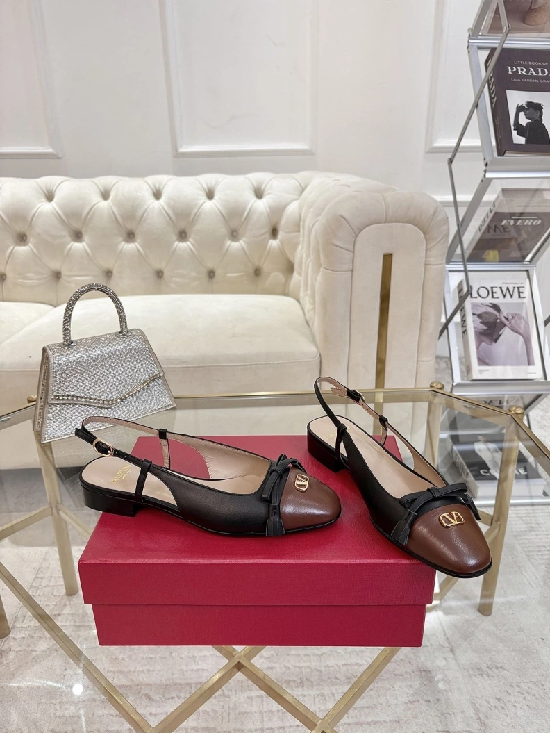 Comfortable Vxlxntino Sandals 228804