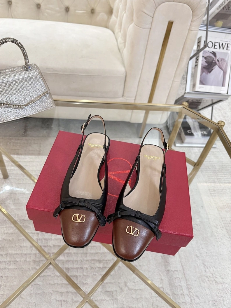 Comfortable Vxlxntino Sandals 228804