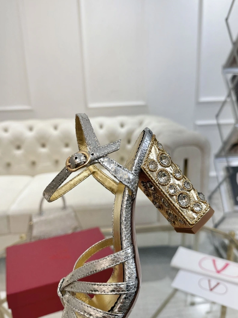 Unique Vxlxntino High Heels 228872