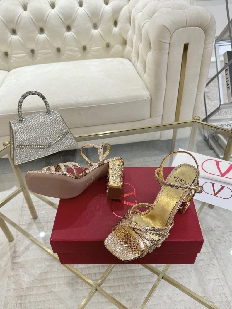 Efficient Vxlxntino High Heels 228871