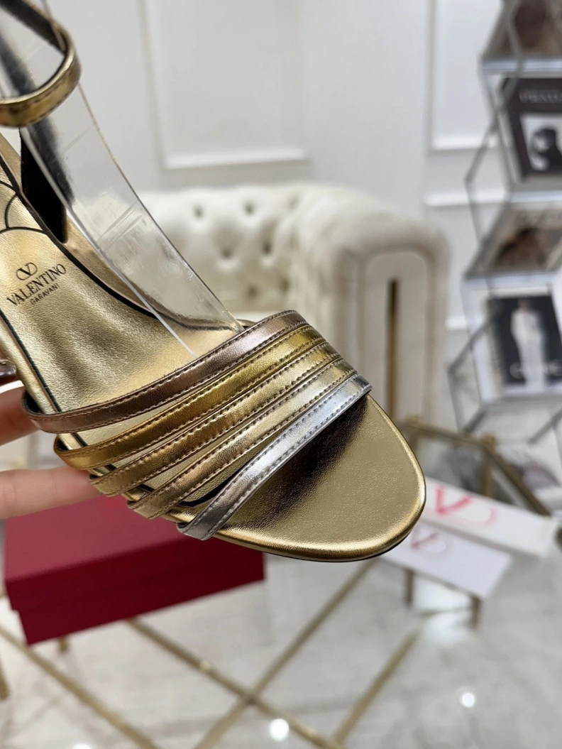 Trendy Vxlxntino High Heels 228868