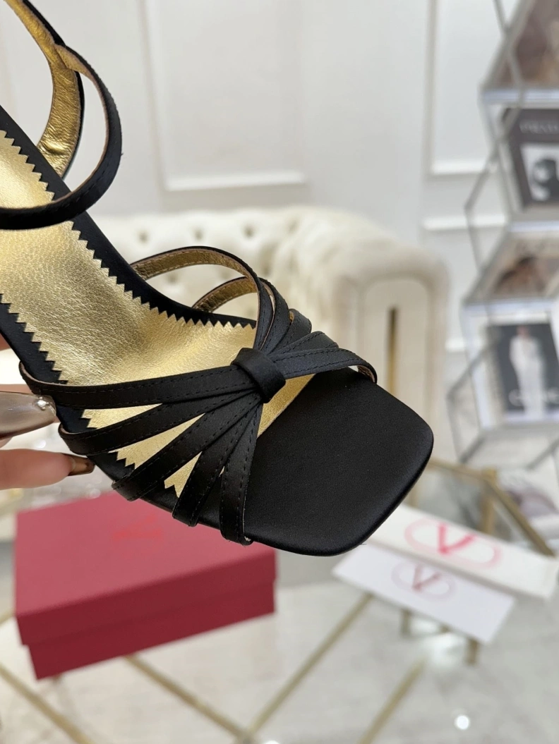Compact Vxlxntino High Heels 228867