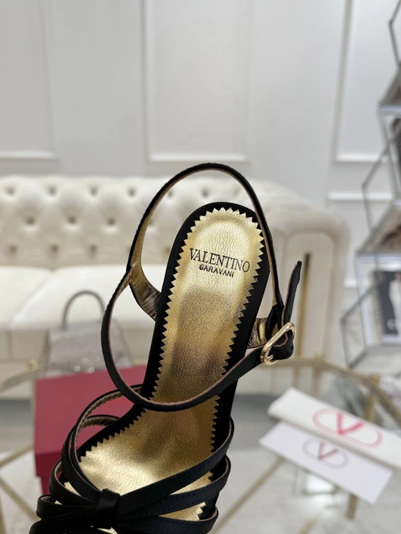 Compact Vxlxntino High Heels 228867