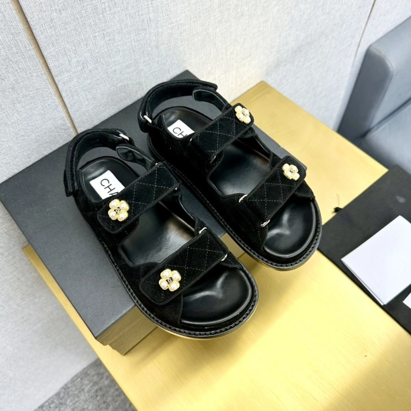 HighQuality Chxnxl Sandals 133614