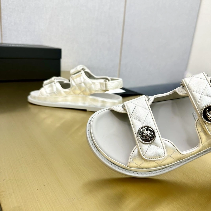 Stylish Chxnxl Sandals 133575