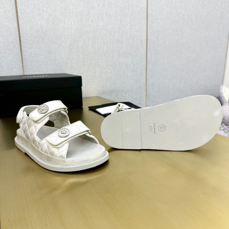 Stylish Chxnxl Sandals 133575