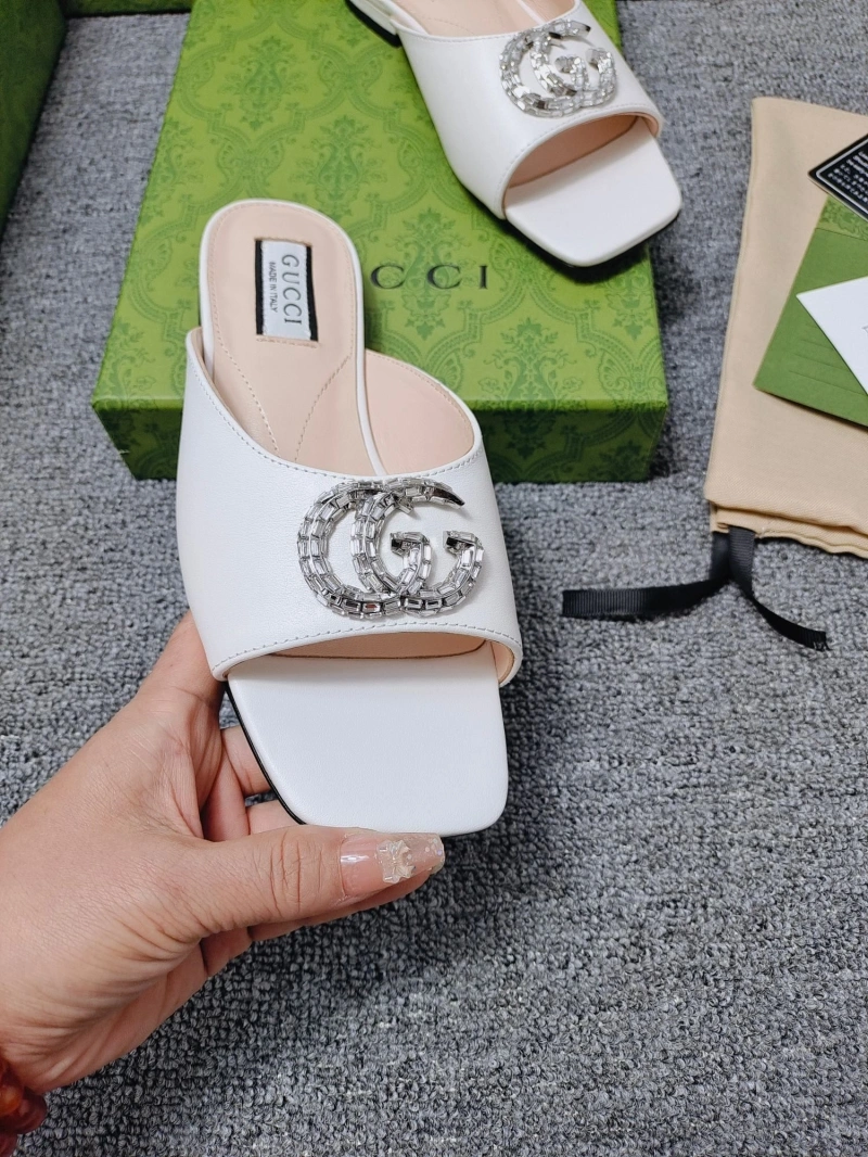 Trendy Gxccx Slippers 166704